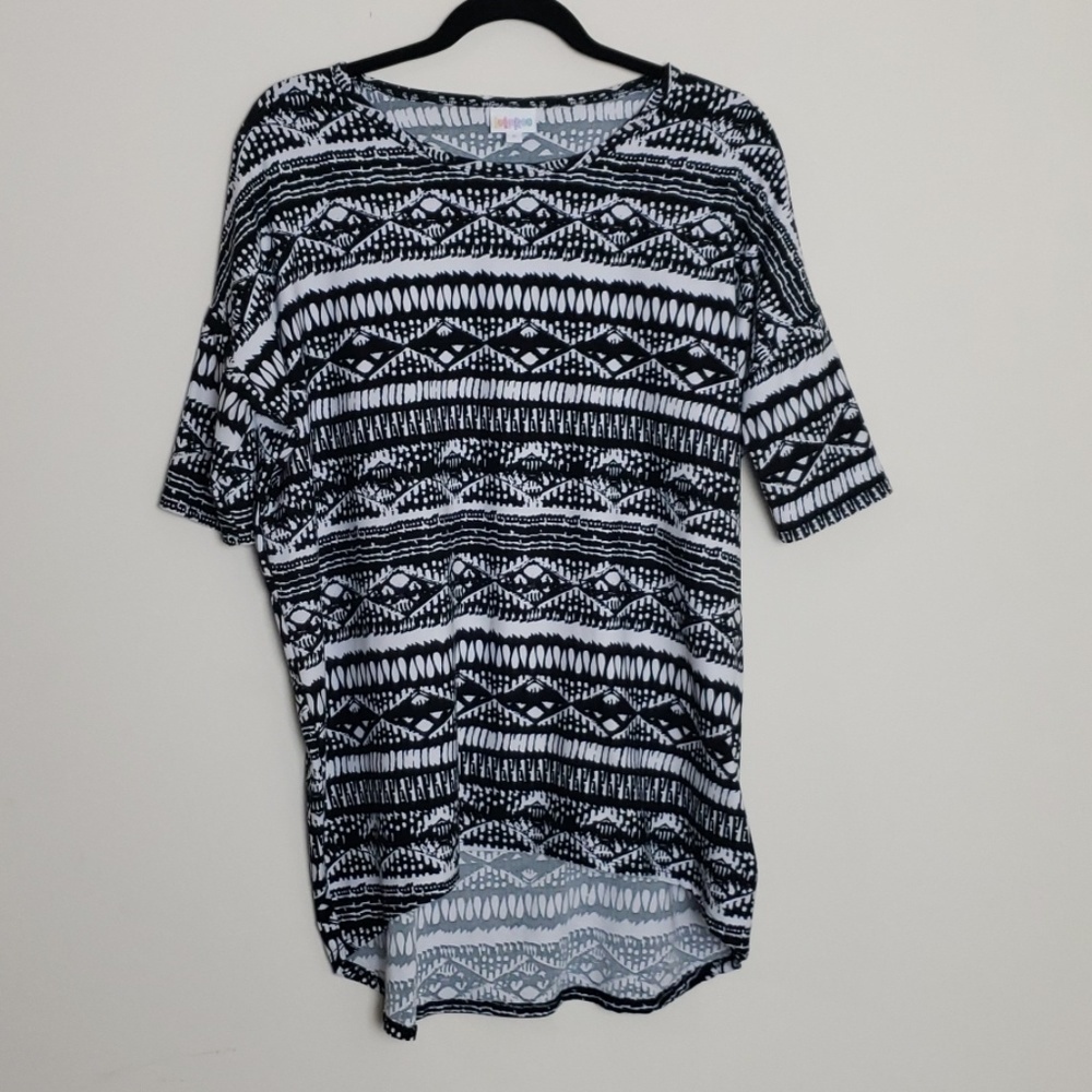 Lularoe black and white Irma